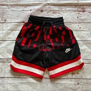 Boys Size Small (8-9) Nike Air Shorts Red & Black